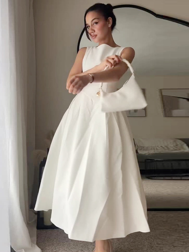 SLEEVELESS BACKLESS DRESS