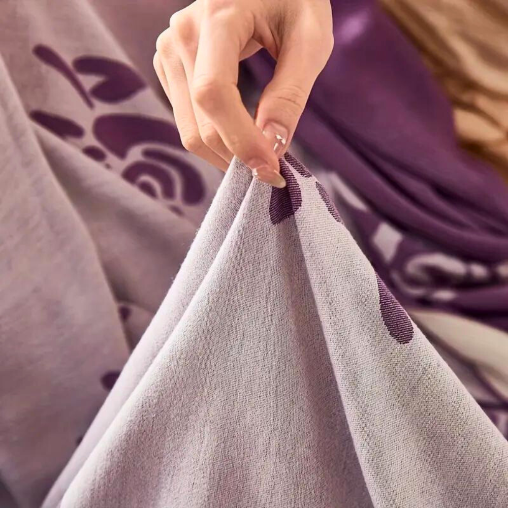 Bamboo Fiber Rose Cooling Blanket