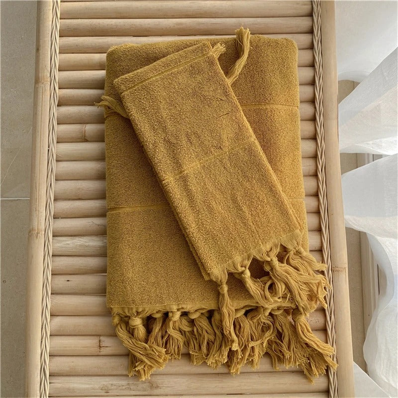 Bath towel – Combed cotton – Elegant checkerboard design – Soft and durable luxury towels