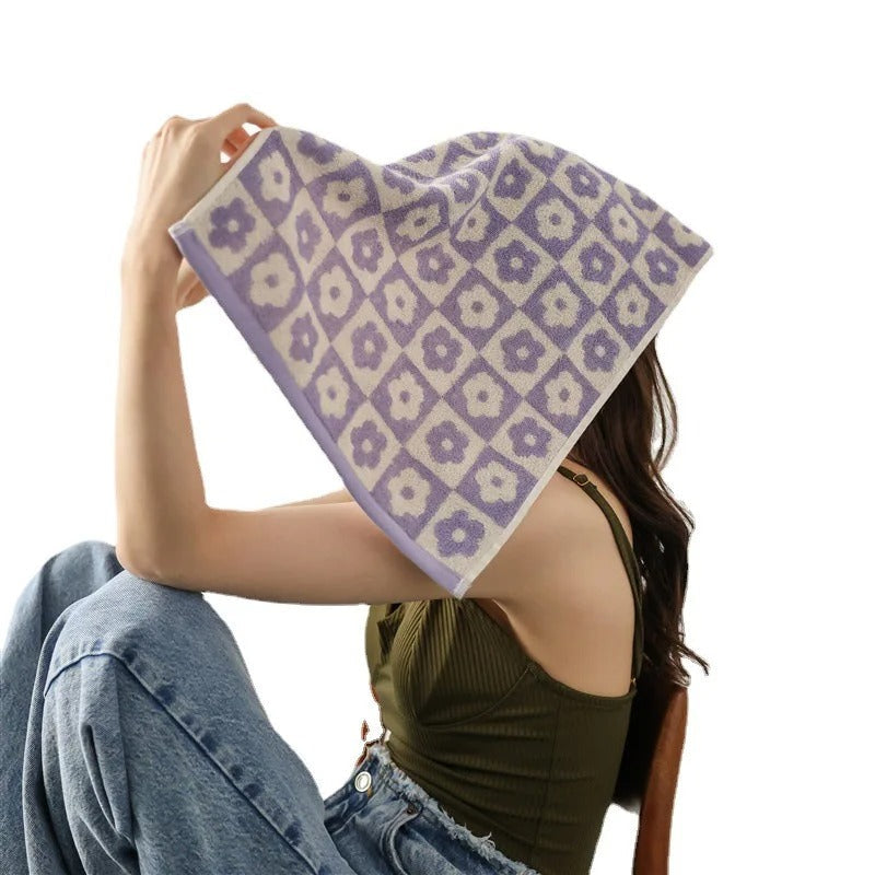 Bath towel set – Soft polyester-cotton blend – Elegant floral design – Versatile for bathroom or spa