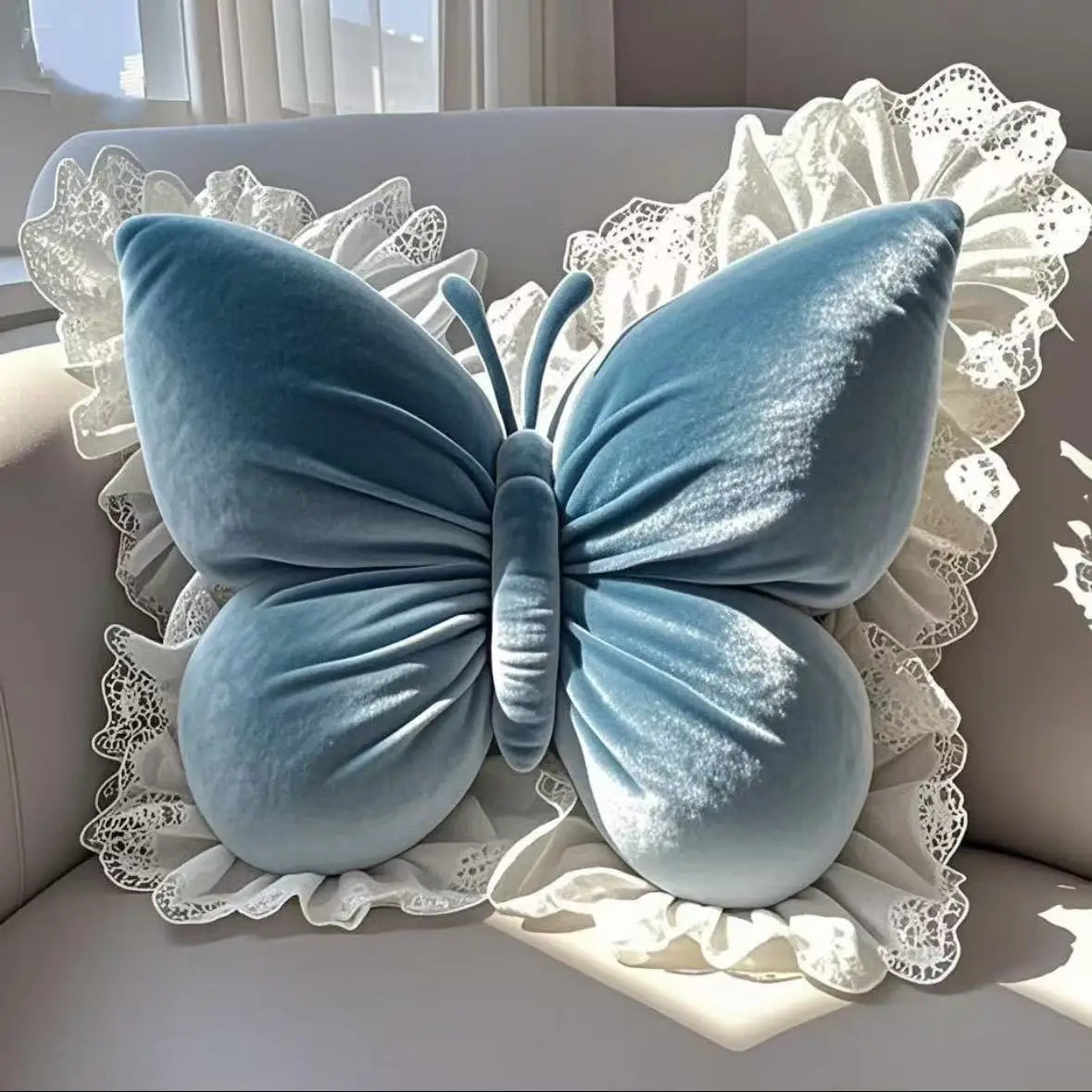Butterfly pillow – Soft plush – Pink and beige – Versatile cushion for home, office, or bedroom