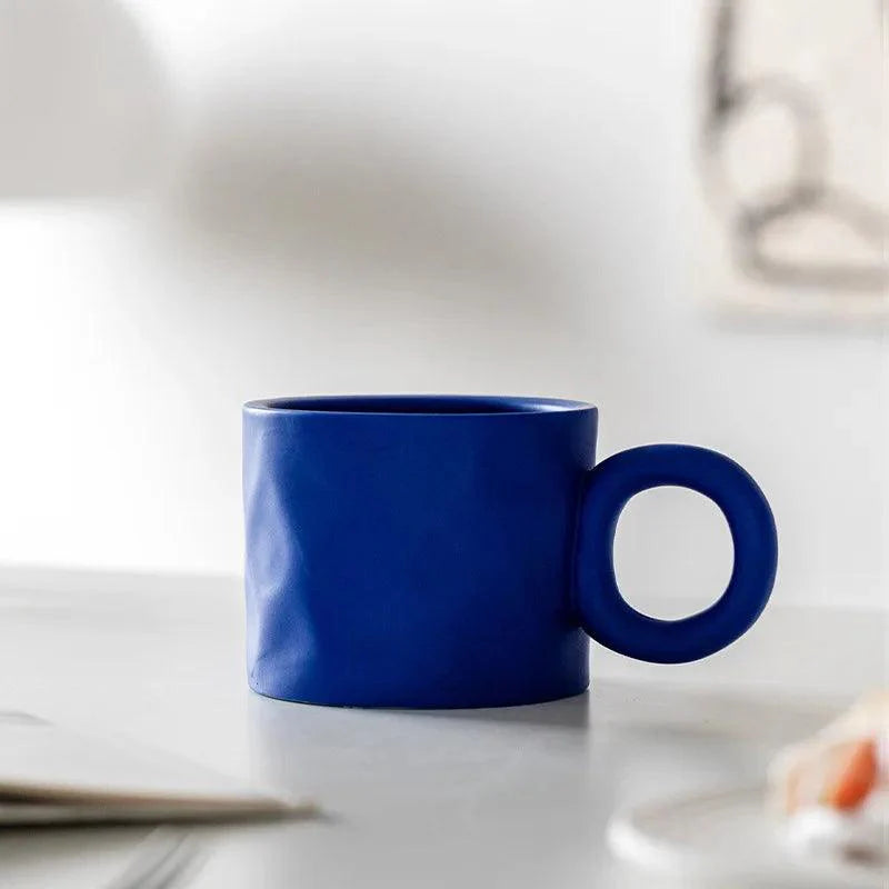 Ceramic coffee mug – Handmade porcelain – Scandinavian design – Unique ring handle – 15.2 fl oz