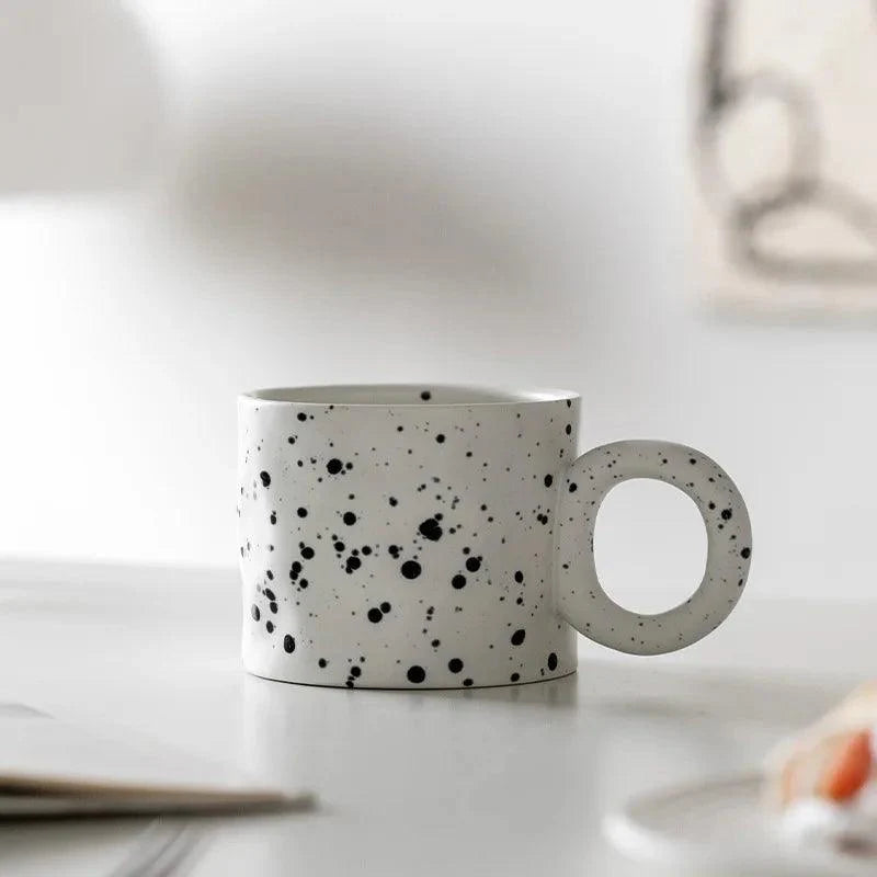 Ceramic coffee mug – Handmade porcelain – Scandinavian design – Unique ring handle – 15.2 fl oz