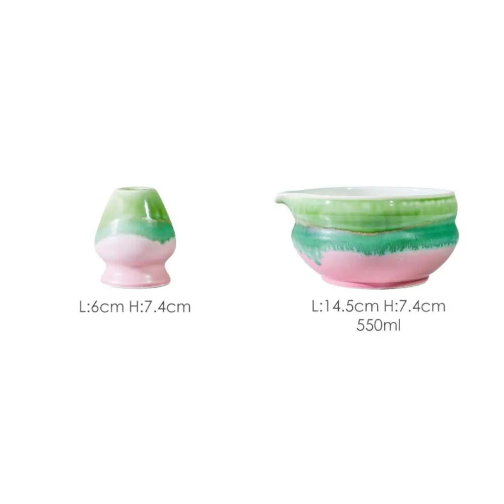 Ceramic matcha bowl with spout – Multicolored design – Perfect for tea lovers and Japanese matcha preparation