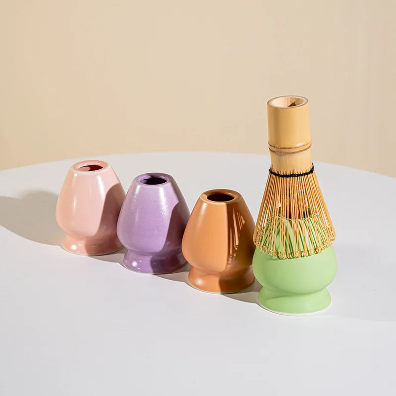 Ceramic matcha tea set – Checkered-style – Includes bowl, whisk, and utensils – Perfect gift for tea lovers