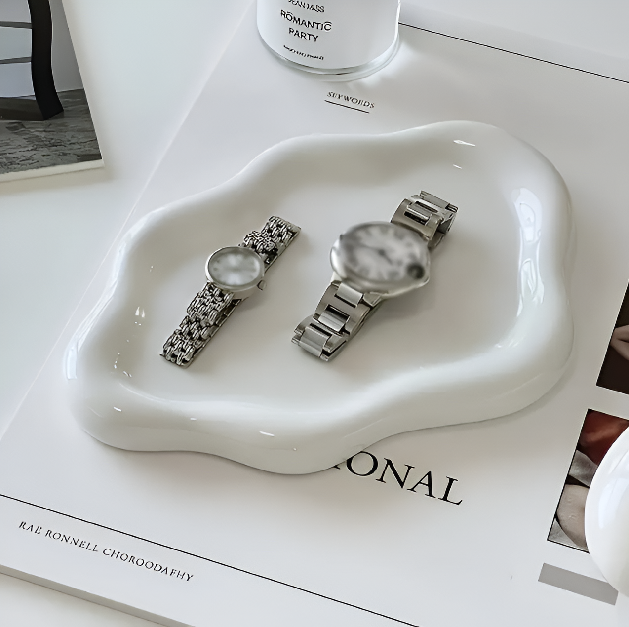 Ceramic tray – Elegant white cloud design – Multifunctional jewelry and accessory organizer – 7.5 x 5.1 in