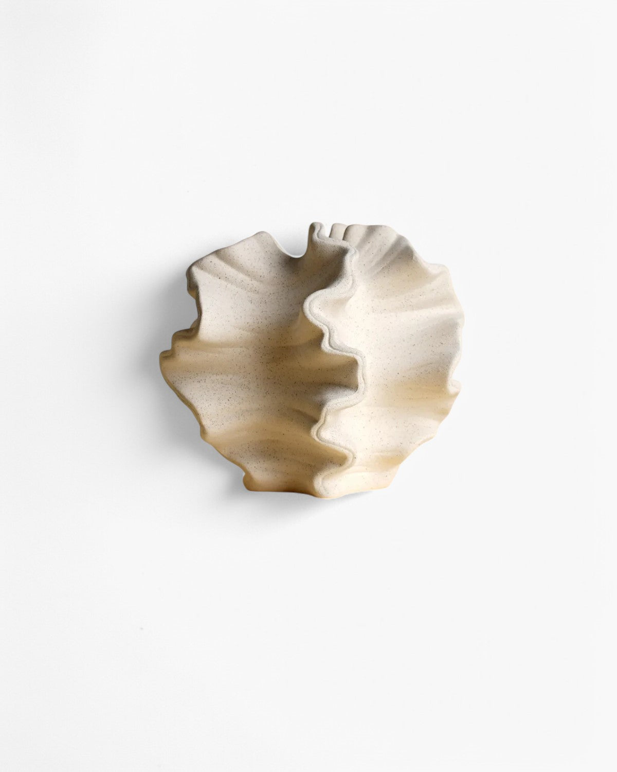 Ceramic vase – Sculptural design – Natural finish – Elegant home decor