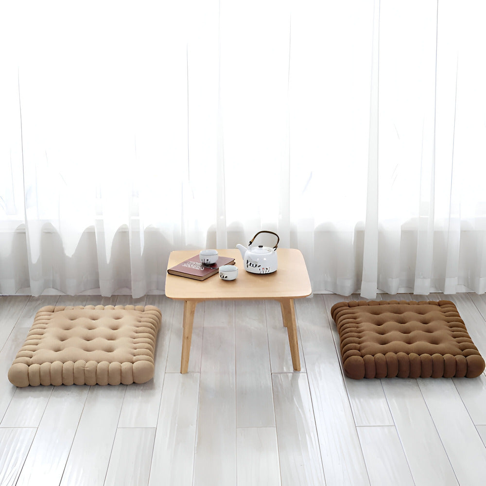 Cookie-shaped pillow – Soft fabric – Whimsical home decor – Unique gift for cookie lovers – 17.7 x 17.7 in