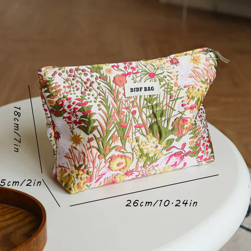 Floral cosmetic bag – Durable fabric – Travel makeup bag