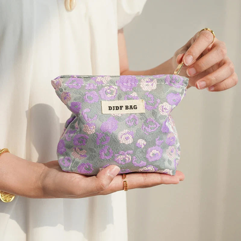 Floral cosmetic bag – Durable fabric – Travel makeup bag