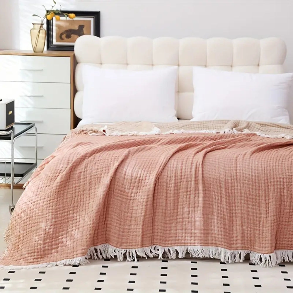 Cotton gauze blanket – Soft-washed fabric – Lightweight summer throw – Elegant fringe design – Cozy home accessory