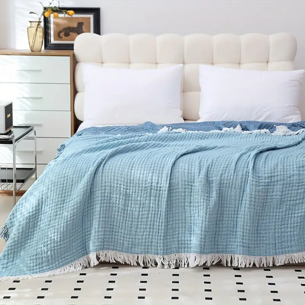 Cotton gauze blanket – Soft-washed fabric – Lightweight summer throw – Elegant fringe design – Cozy home accessory