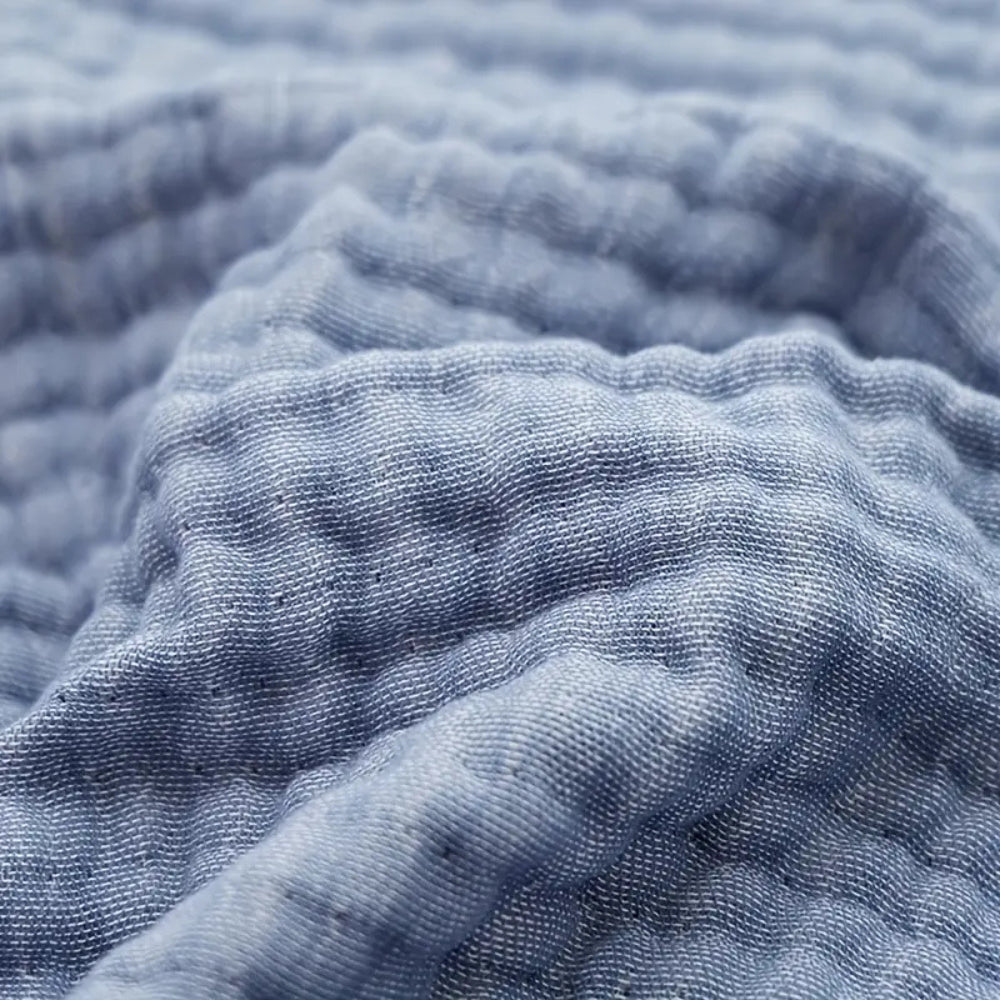 Cotton gauze blanket – Soft-washed fabric – Lightweight summer throw – Elegant fringe design – Cozy home accessory