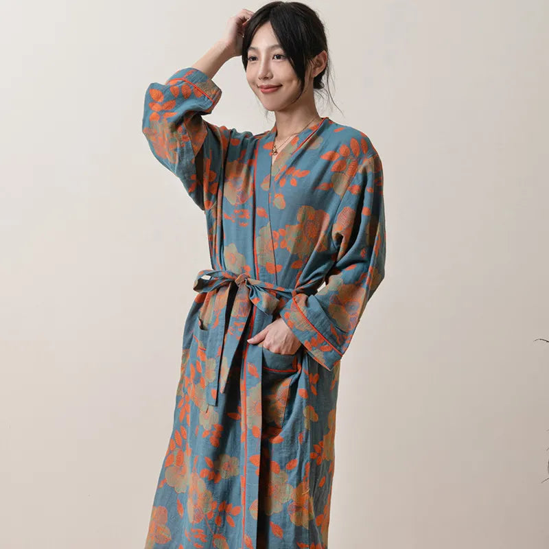 Cotton gauze kimono bathrobe – Lightweight and cozy – Floral print – One size fits S–L