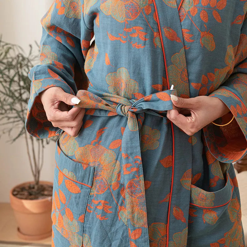 Cotton gauze kimono bathrobe – Lightweight and cozy – Floral print – One size fits S–L