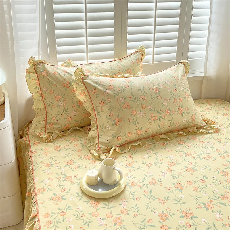 Cotton pillow cases – Floral design – Standard pillow size – Soft and breathable bedding accessory