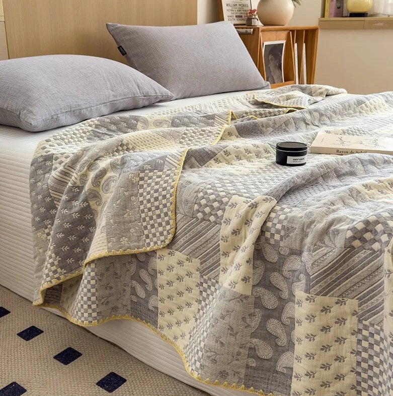 Cotton quilt – Breathable jacquard – Vintage check and paisley patterns – Lightweight summer throw blanket – 60 x 80