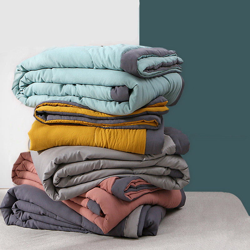 Cotton quilt – Lightweight and breathable – Ideal for warm nights and lounging