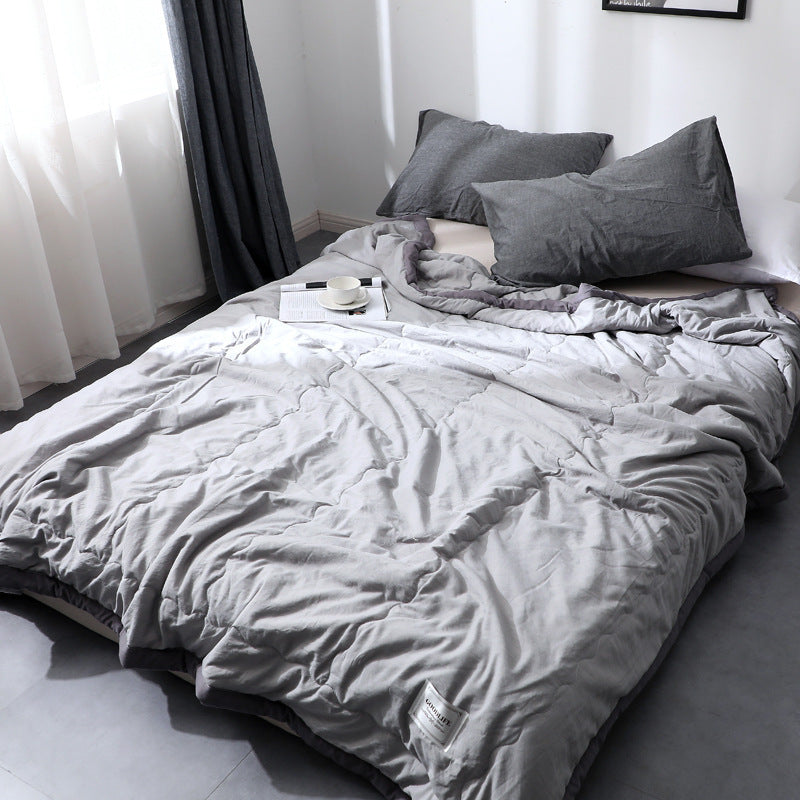 Cotton quilt – Lightweight and breathable – Ideal for warm nights and lounging