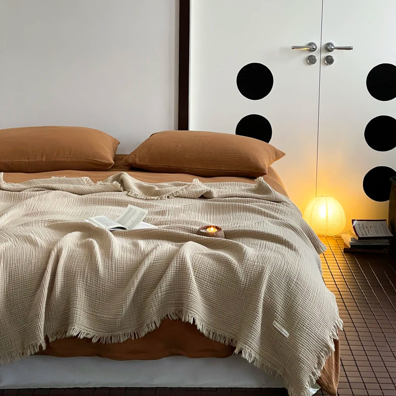 Cotton throw blanket – Lightweight crinkle texture – Tassel trim – Perfect for summer nights