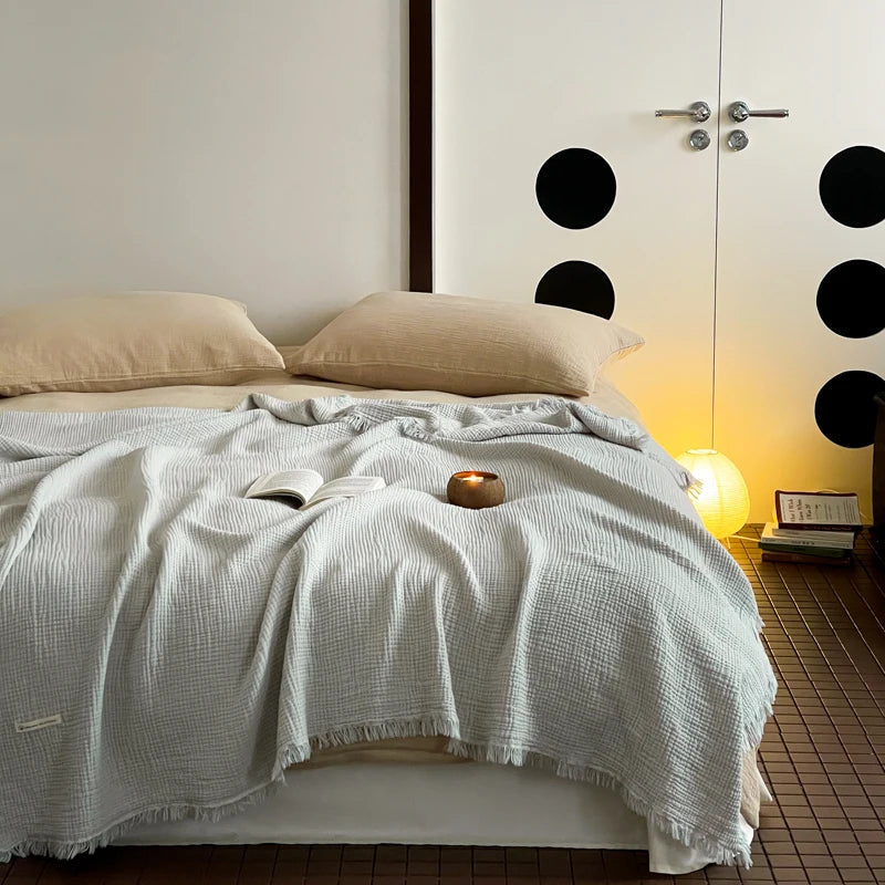 Cotton throw blanket – Lightweight crinkle texture – Tassel trim – Perfect for summer nights