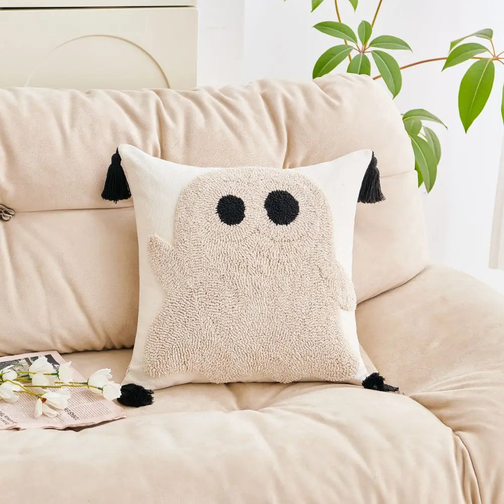Cushion cover – Polyester – Embroidered ghost and pumpkin – Halloween decor for sofa – 17.7 x 17.7 in