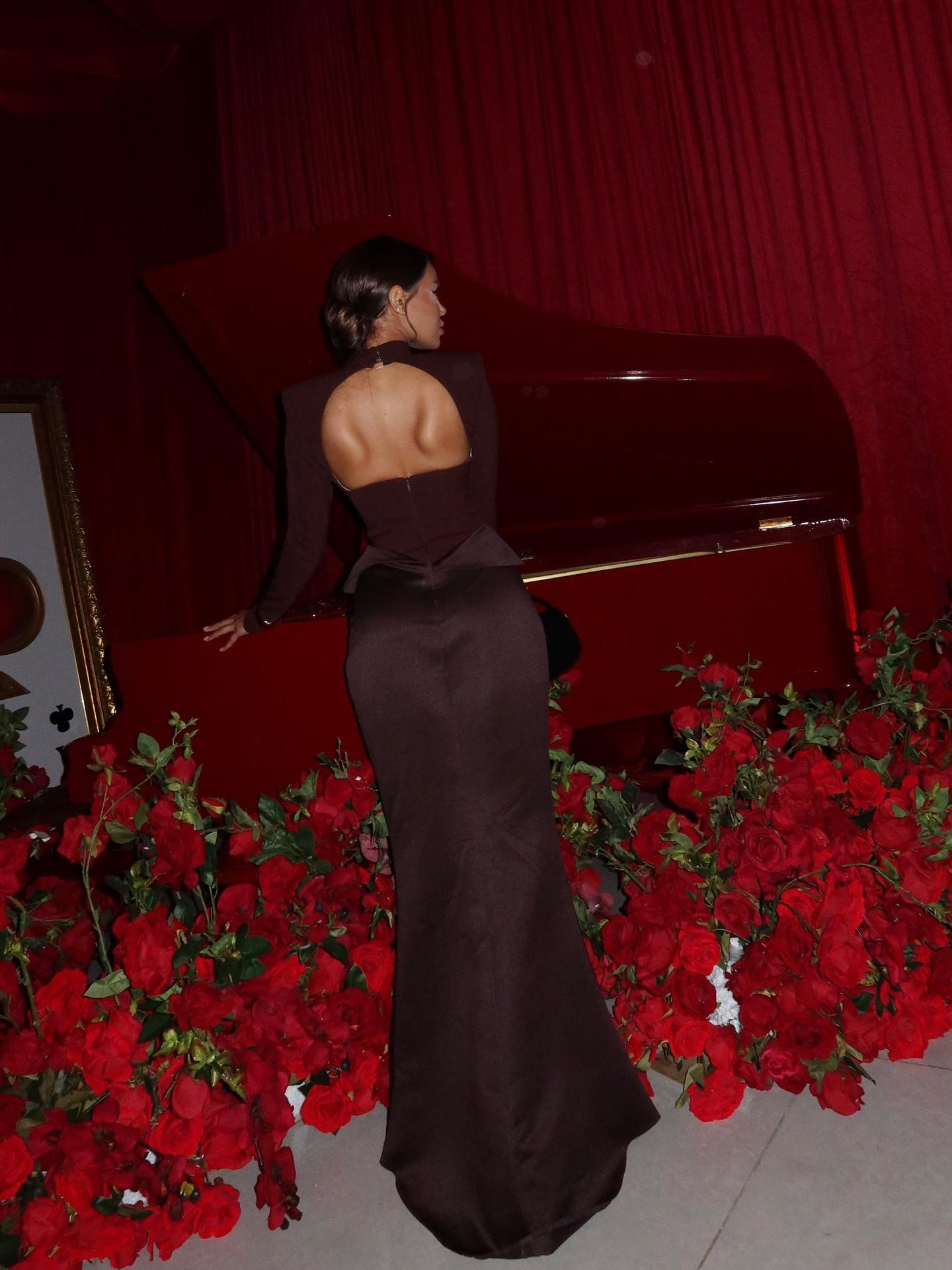 Elegant Open-Back Turtleneck Mermaid Maxi Gown