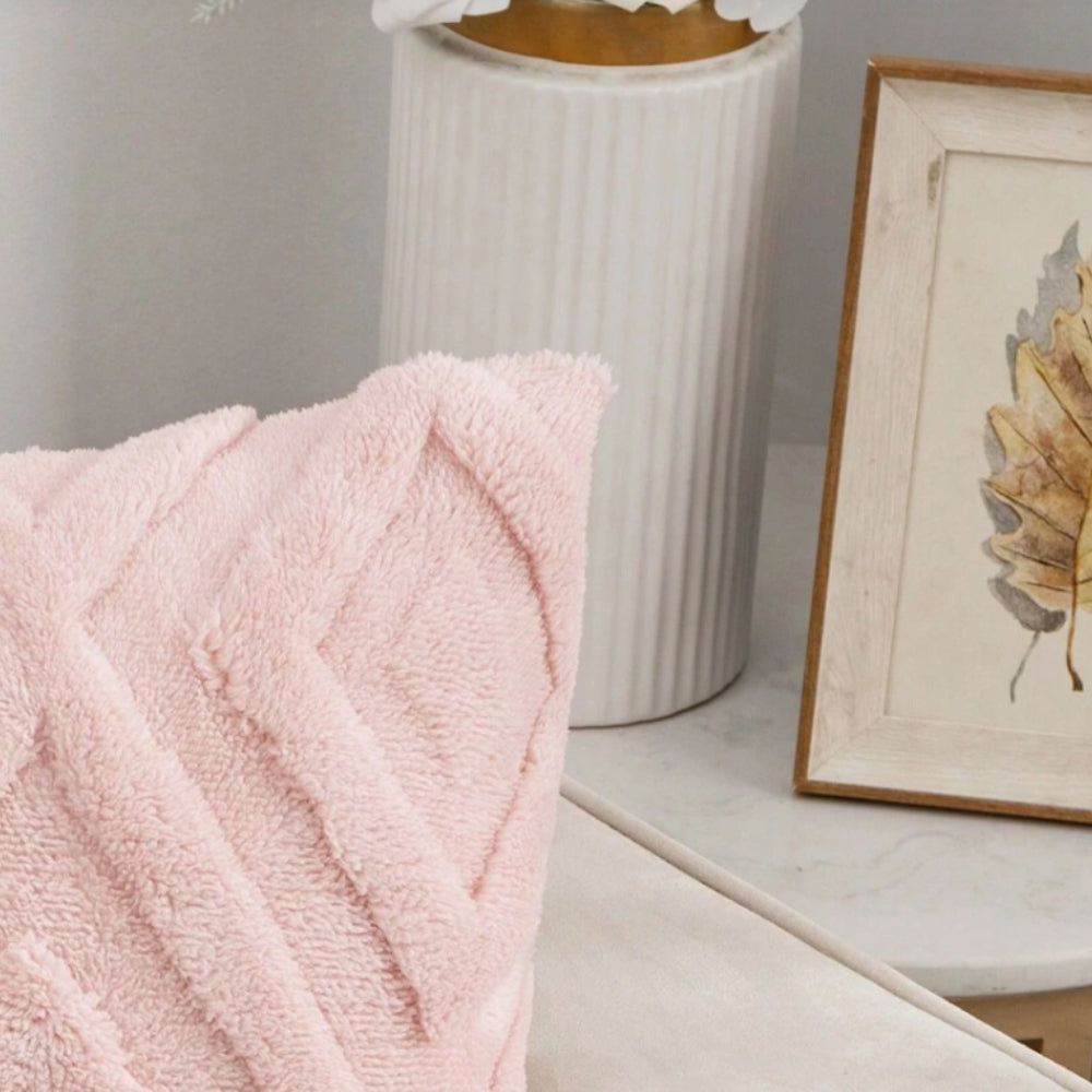 Fuzzy Diamond Pattern Cushion Cover