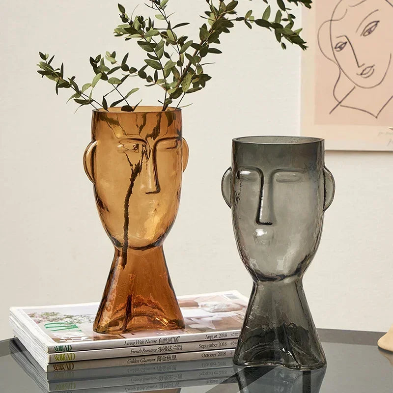 Glass vase – Face art design – Clear decorative piece for flower arrangements
