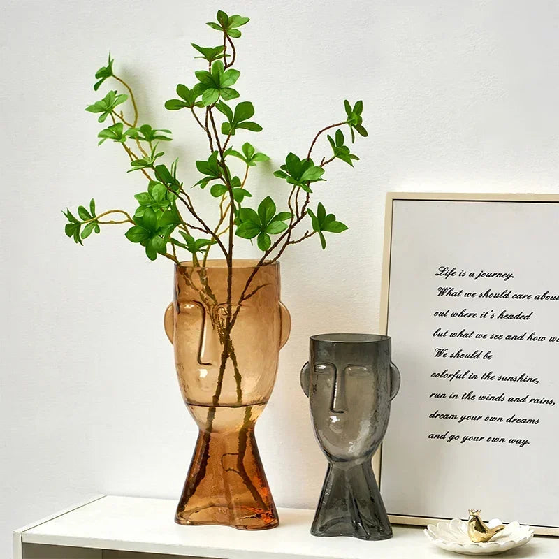 Glass vase – Face art design – Clear decorative piece for flower arrangements