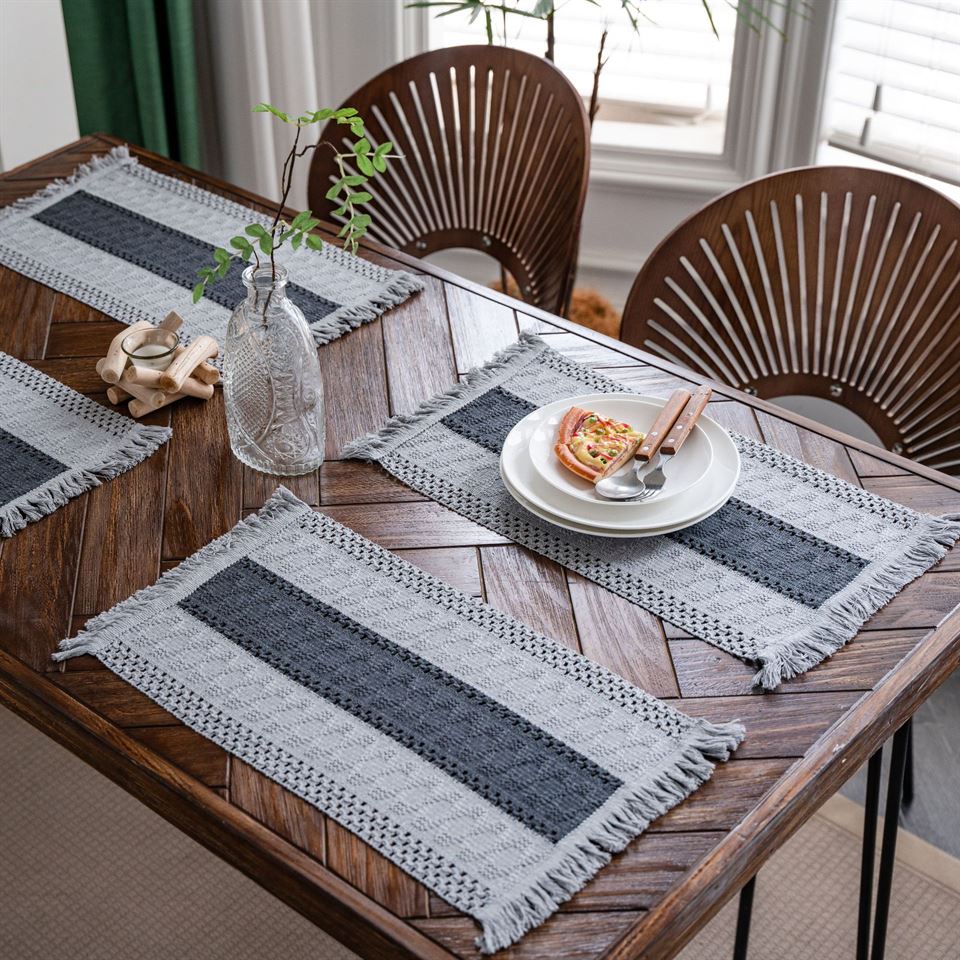 Hemp tablecloth – Handcrafted boho fringe – Natural earthy texture – Perfect for dining occasions