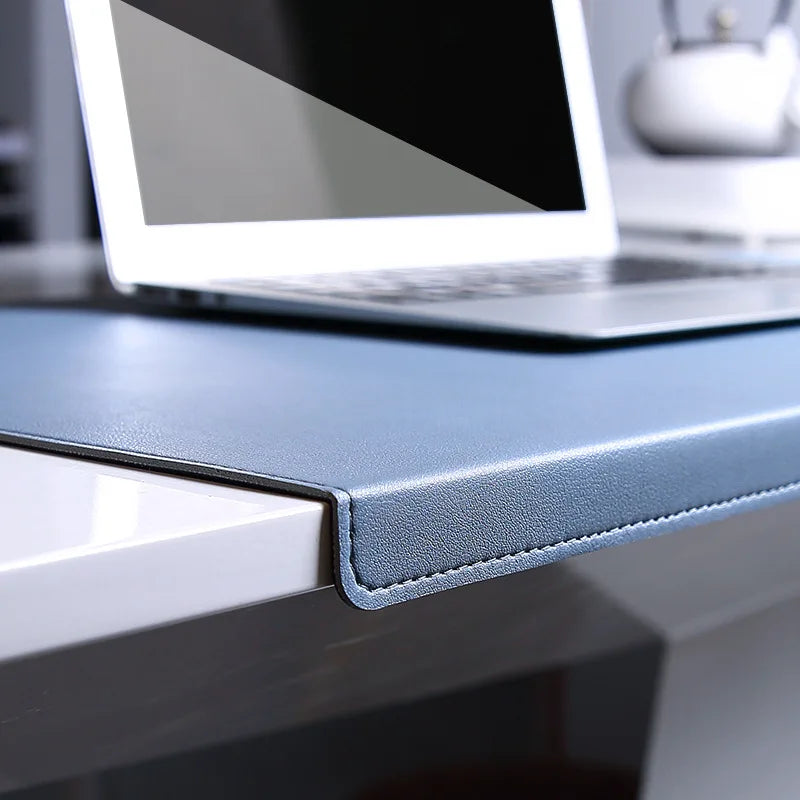 PU-Leather Desk Pad – Non-Slip Surface – Ergonomic Support for Office and Gaming – Custom Sizes Available