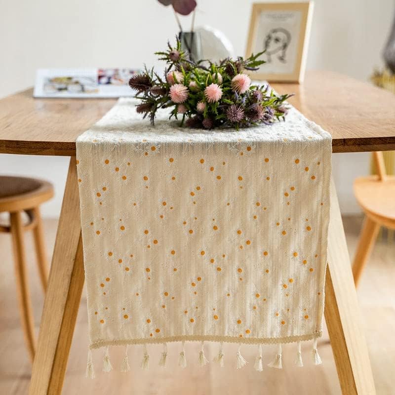 Linen-look tablecloth – Daisy embroidered design – Soft white fabric – Perfect for dining occasions
