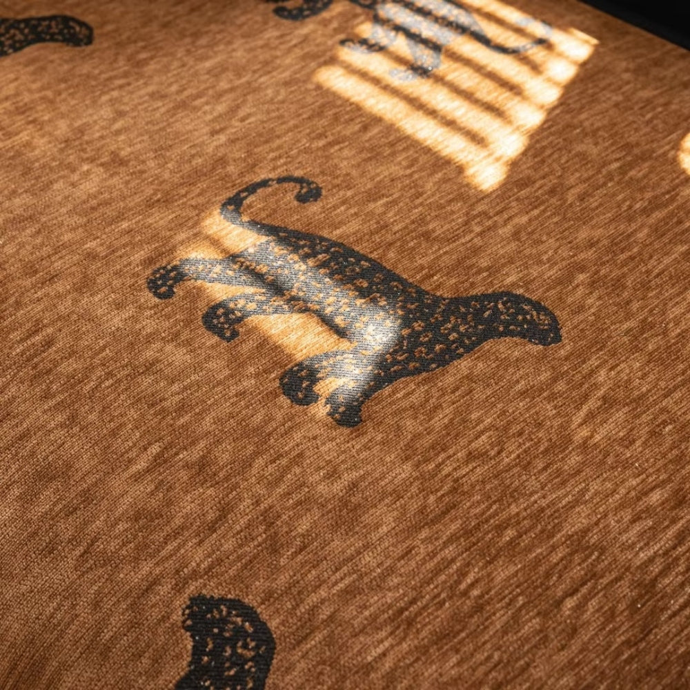 Lion Wavy Non-Slip Sofa Cover