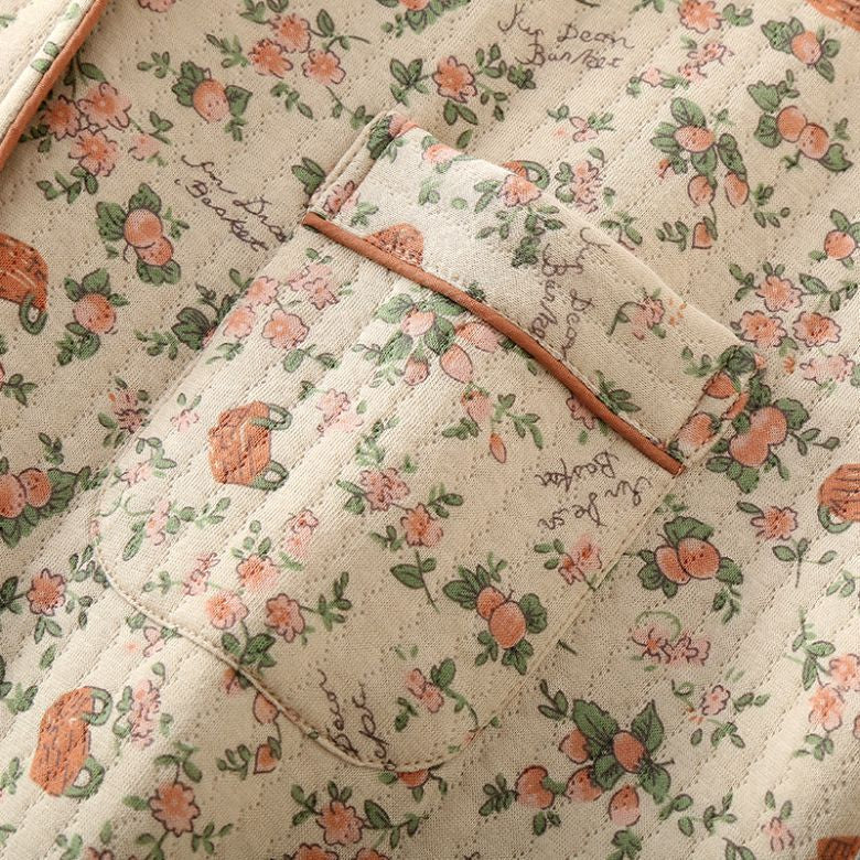Quilted loungewear set – Vintage floral print – Relaxed fit for home and sleep
