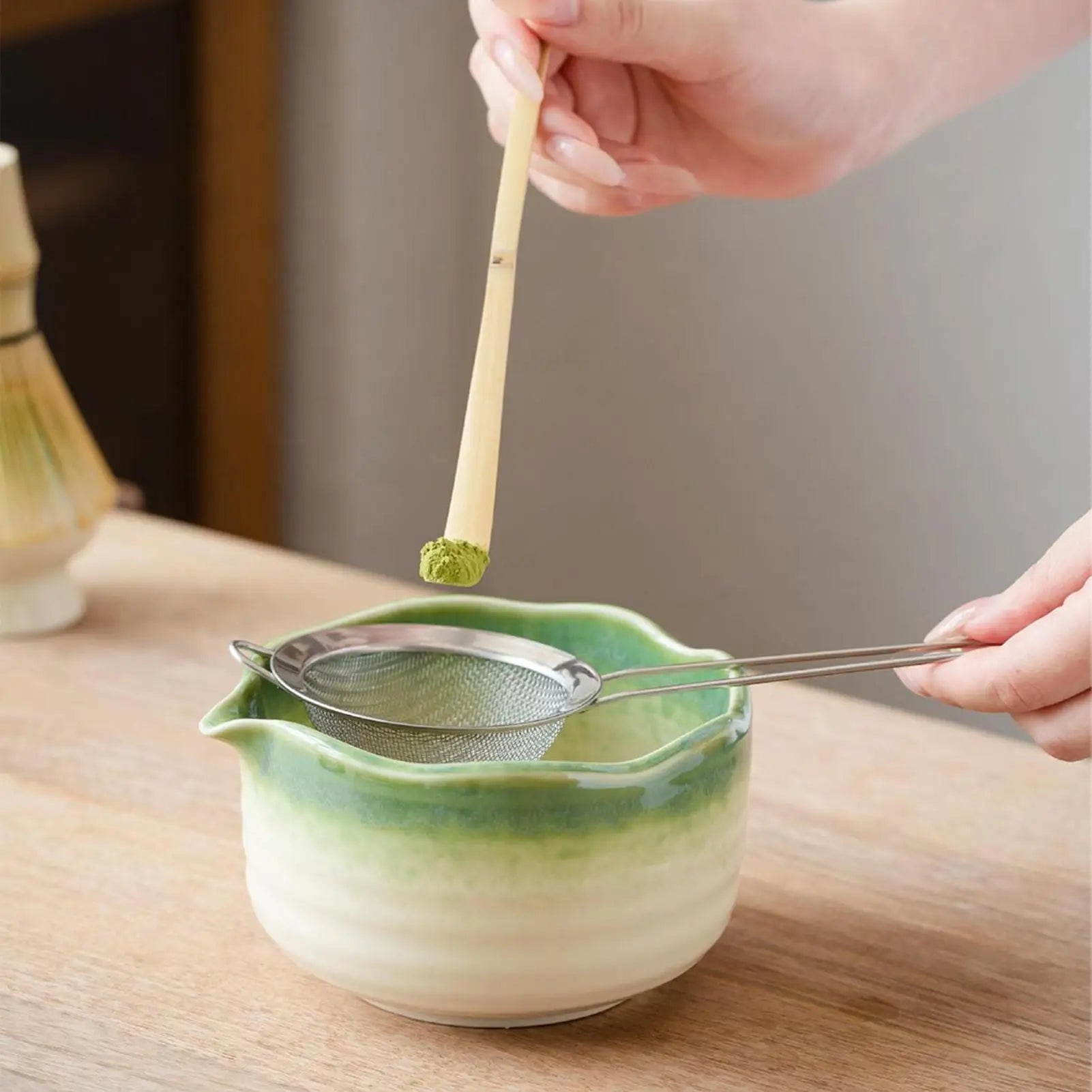 Matcha Whisk Set – Ceramic Bowl with Spout – 5-Piece Japanese Tea Ceremony Kit
