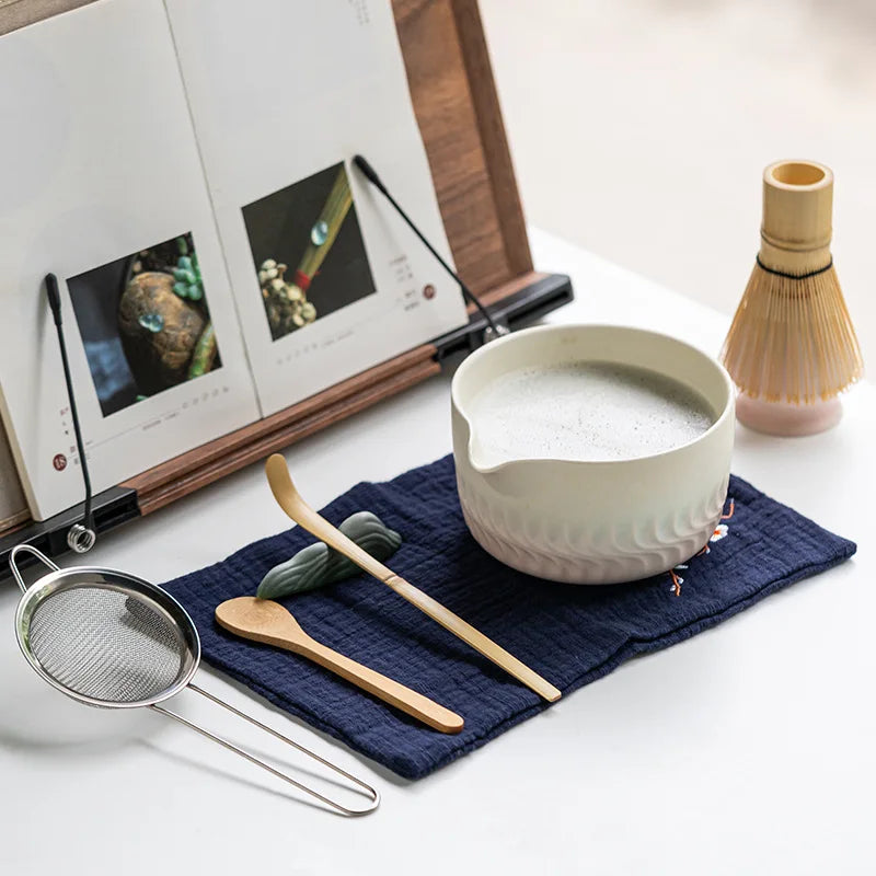 Matcha set – Handcrafted glazed bowl – Bamboo whisk – Japanese tea ceremony starter kit