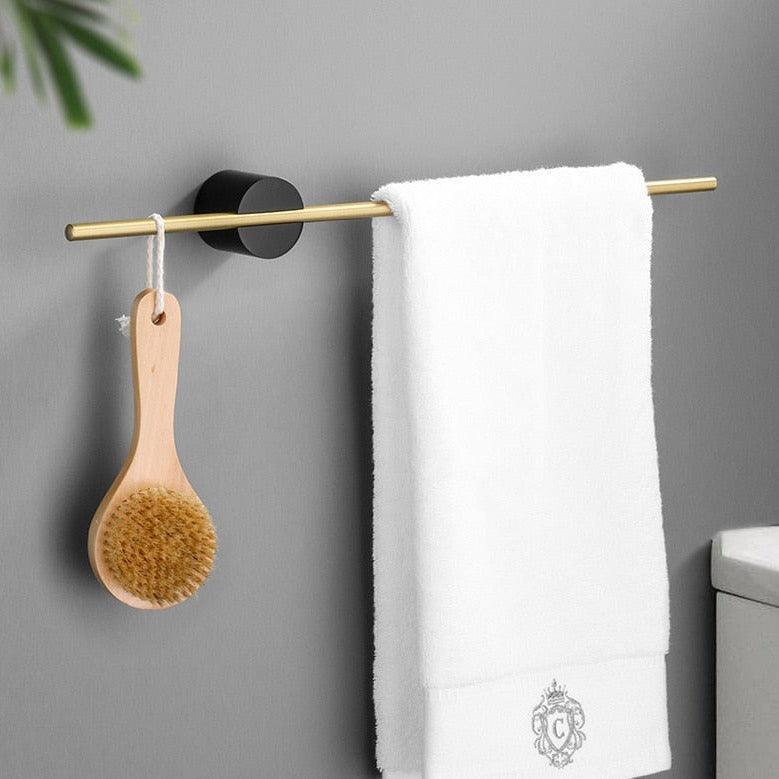 Metal towel holder – Modern design – Stylish bathroom accessory – Rust-resistant