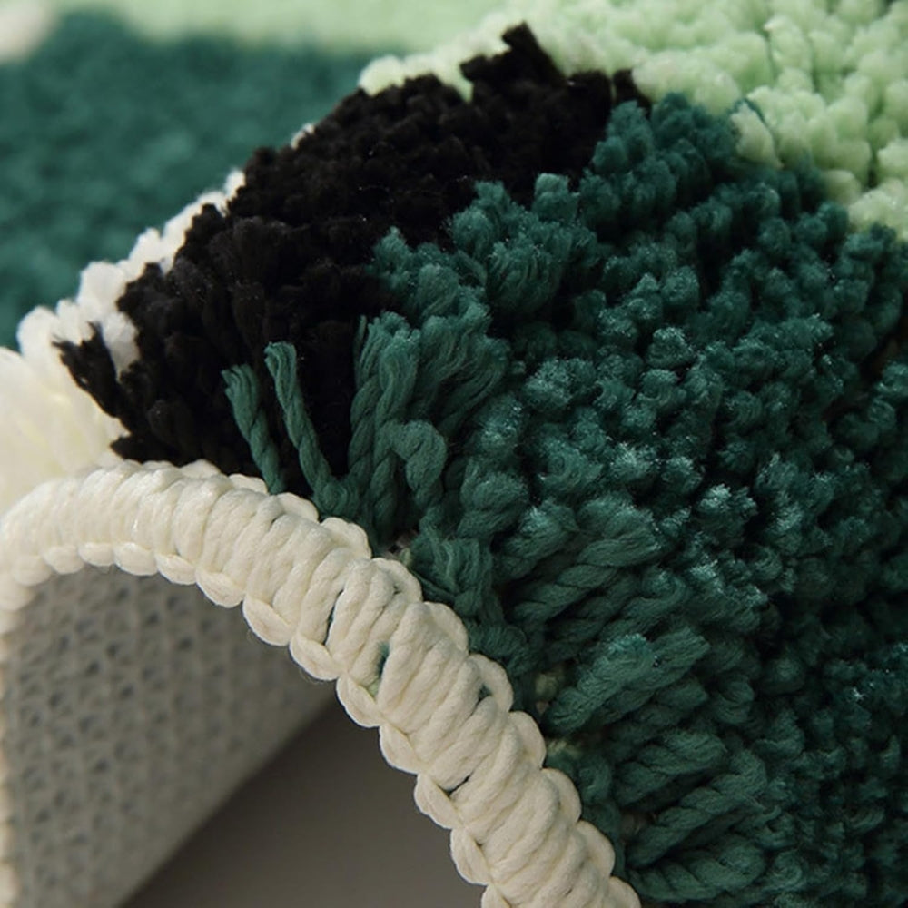 Anti-slip bathroom rug with green and white plaid checkered design, soft absorbent bath mat for modern bathroom decor