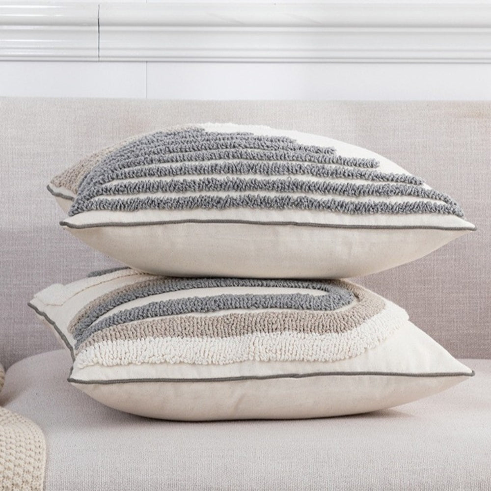 Nuvia Gray White Cushion Cover