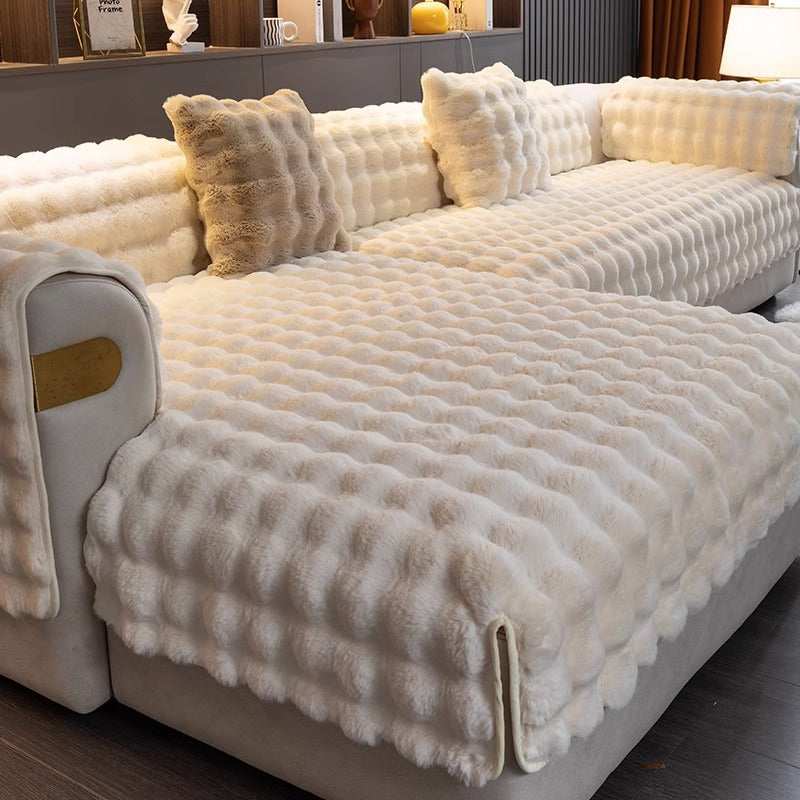 Luxurious, non-slip sofa cover