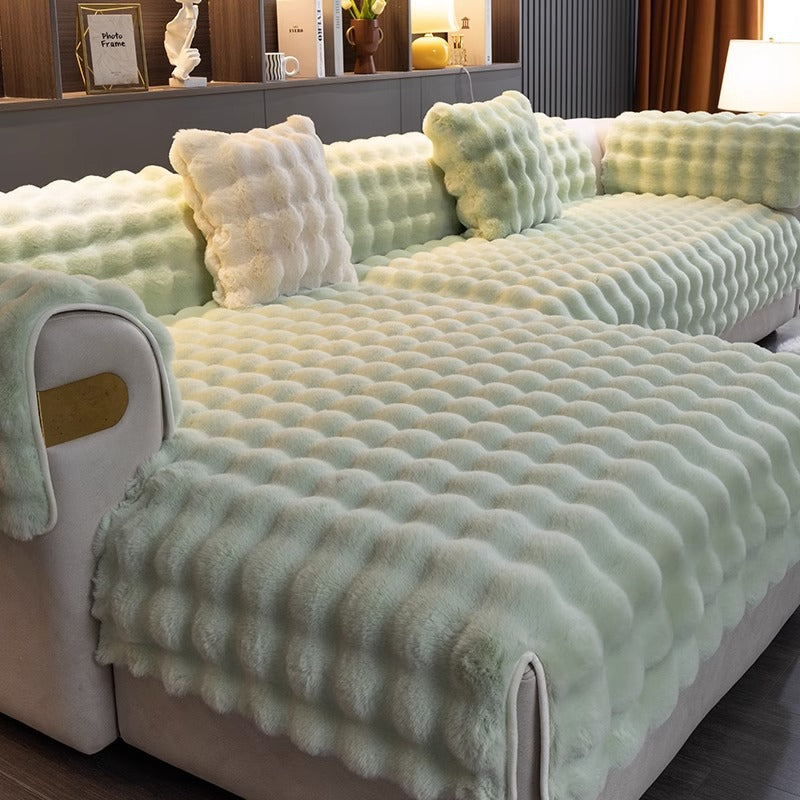 Luxurious, non-slip sofa cover