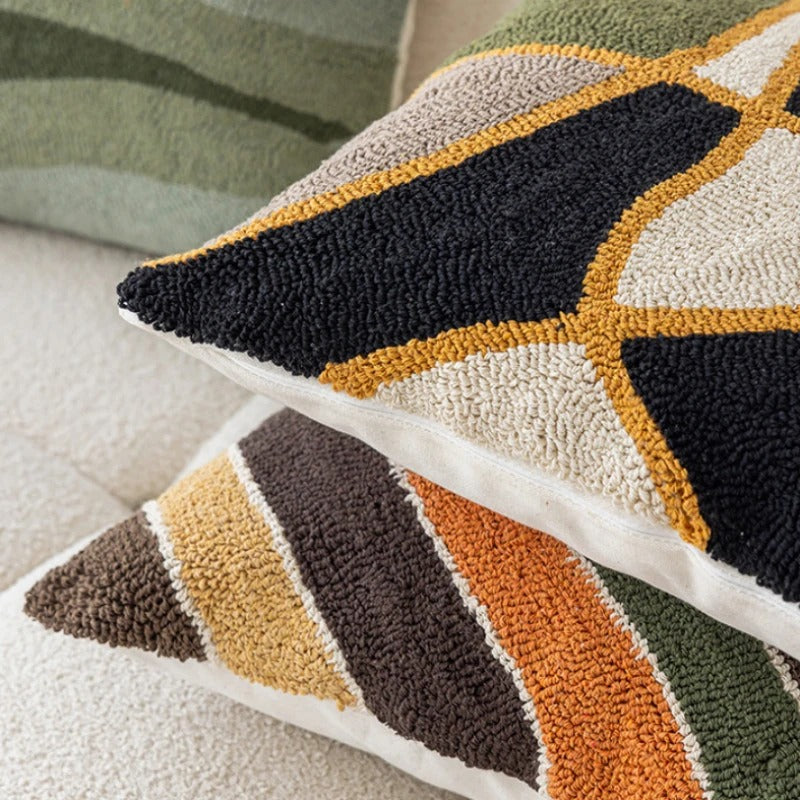 Pillow cover – Soft velvet – Abstract sunset design – 18 x 18 in – Modern home accent