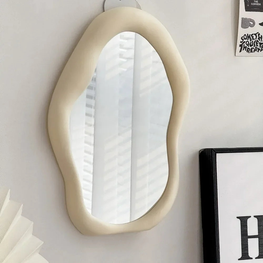 Cloud-Shaped Makeup Mirror with Velvet Base – Decorative Standing Mirror for Grooming and Photo Display