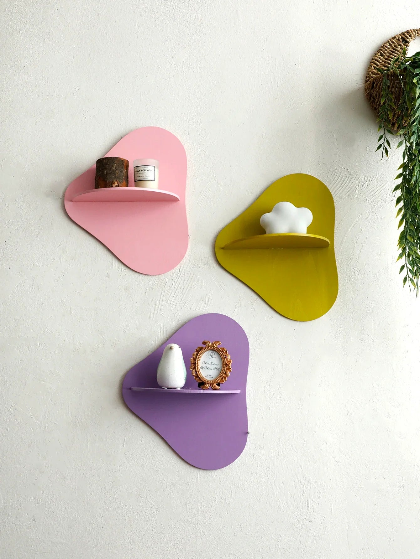 Colorful Floating Wall Shelf for Plants and Decor – Sturdy Storage Rack