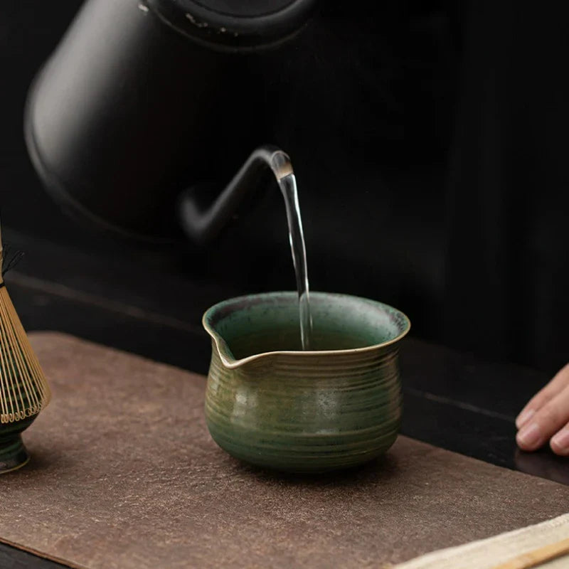 Japanese Ceramic Matcha Bowl – High Temperature Resistant Tea Bowl for Optimal Matcha Brewing