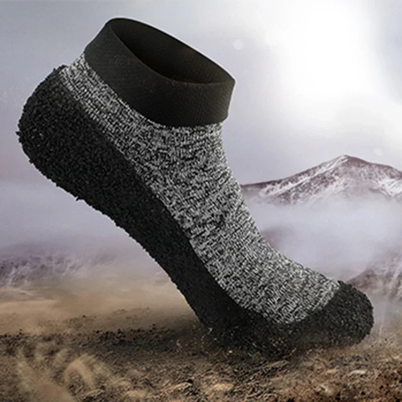 GripFlex™ | non-slip barefoot socks for comfort and stability