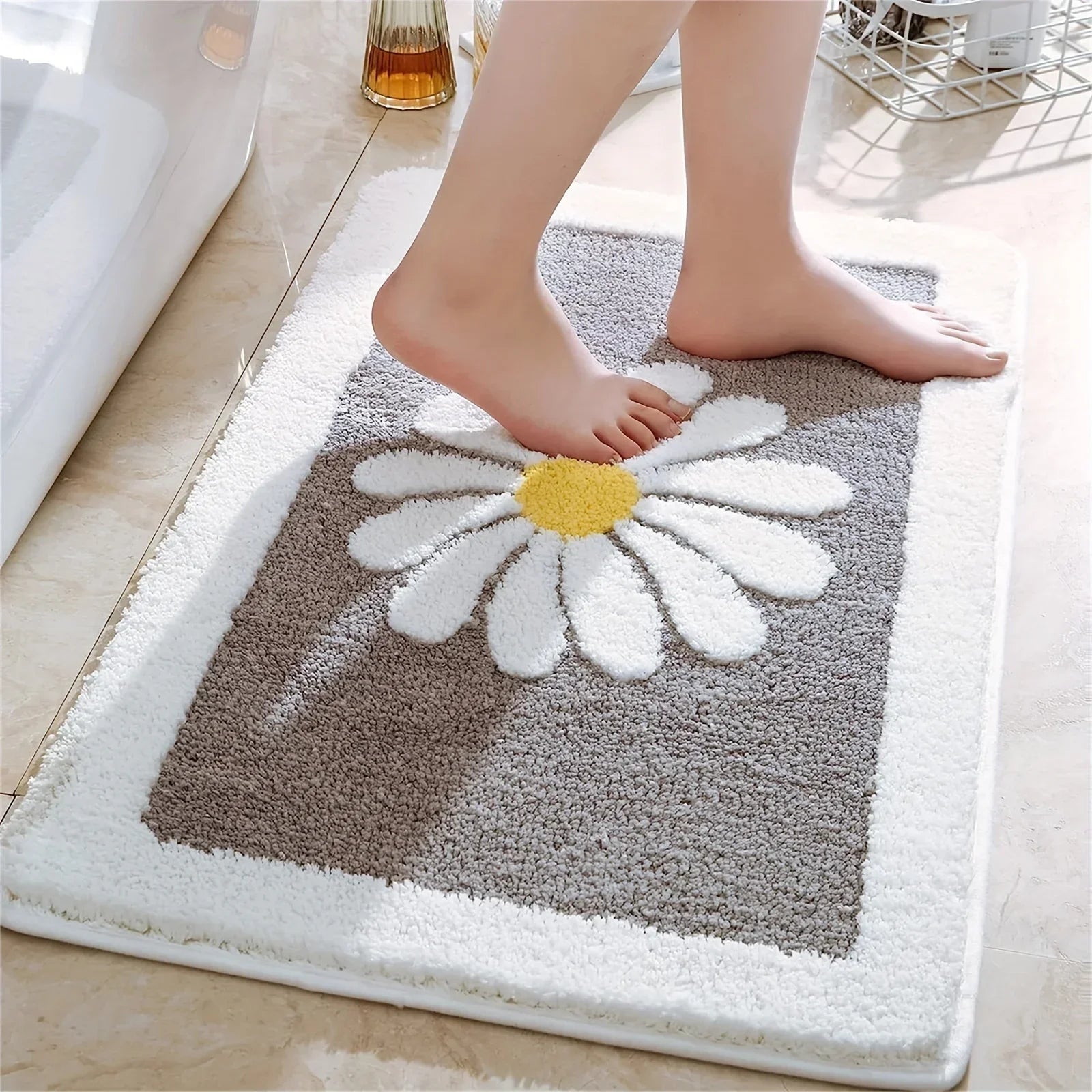 Soft Thick Daisy Flowers Bath Mat Set – Non-Slip Bathroom Rugs