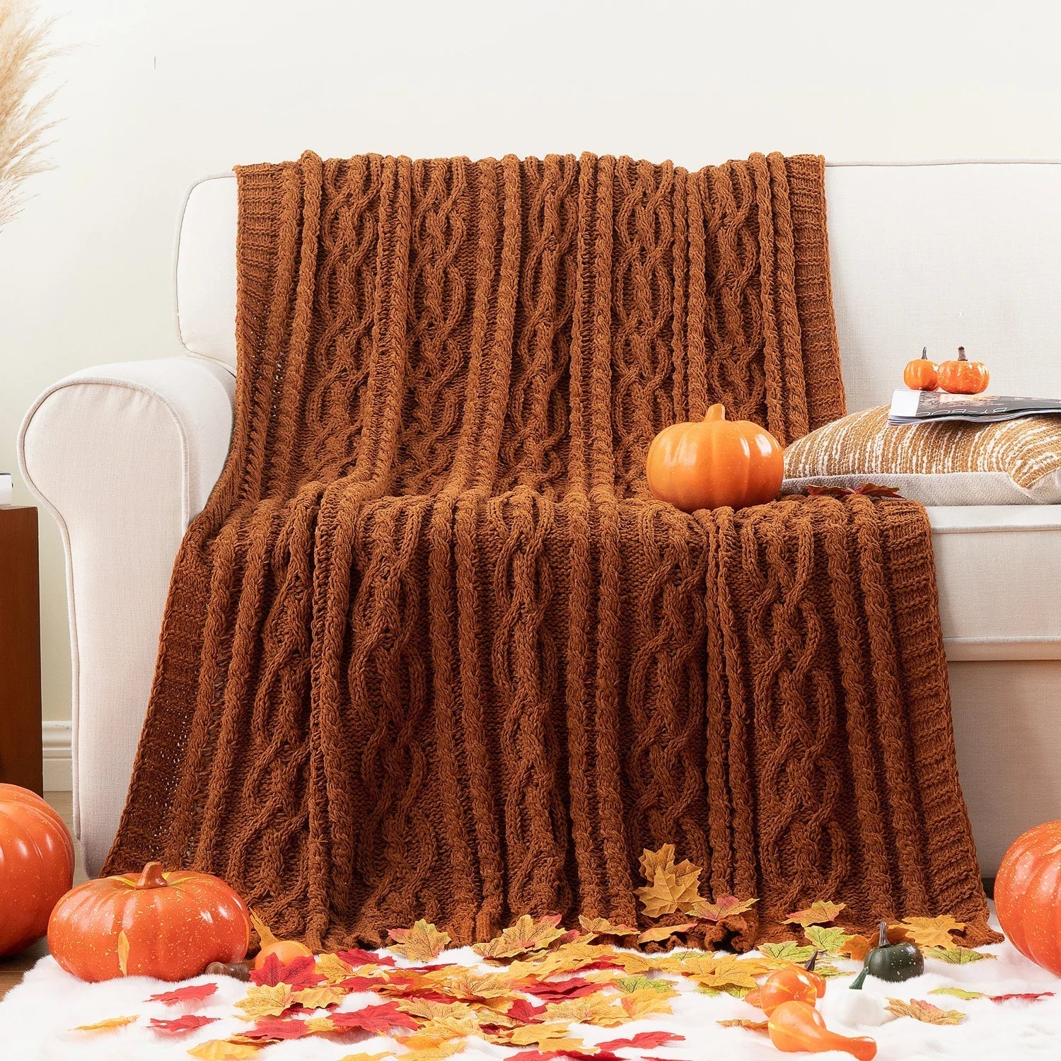 Cozy blanket for bed and sofa