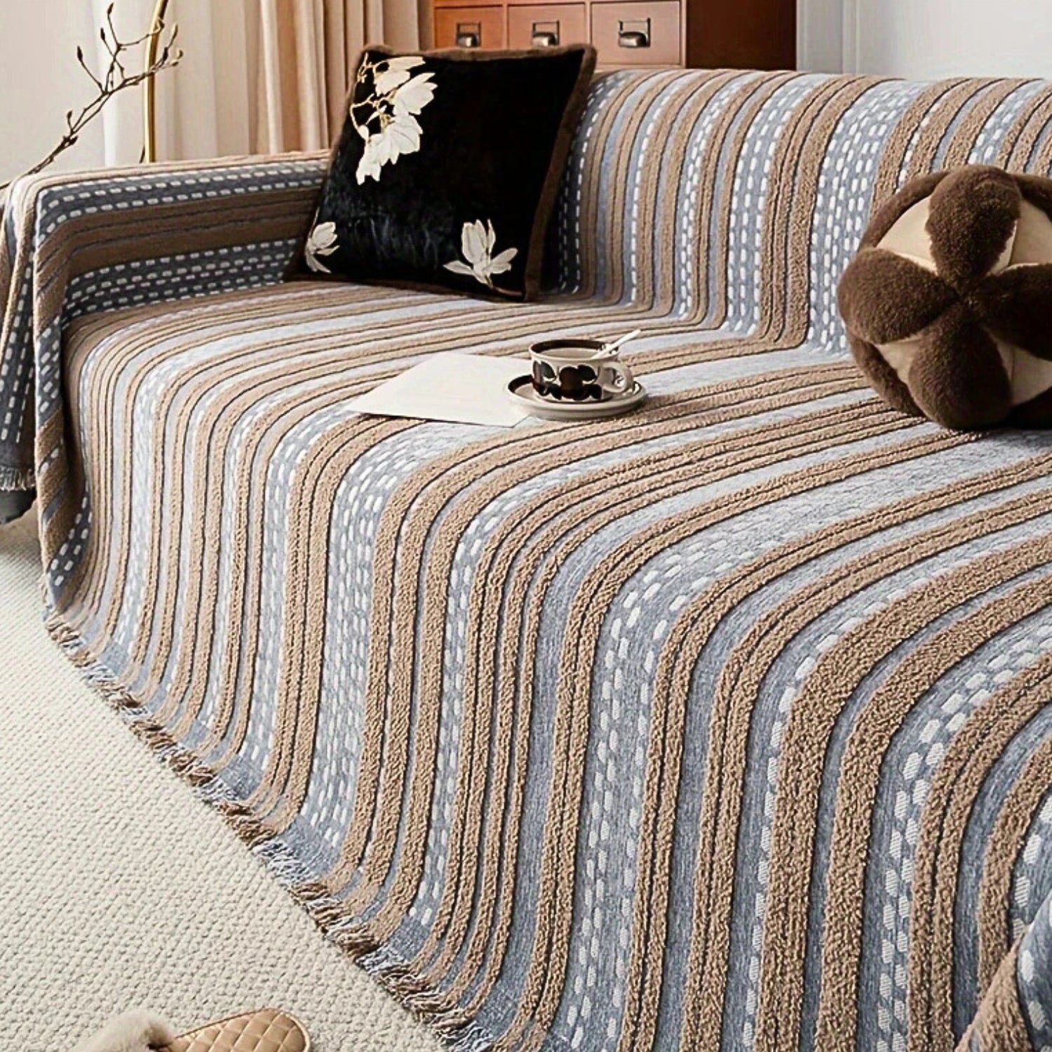 Sahara Style Plush Boho Sofa Cover Blanket
